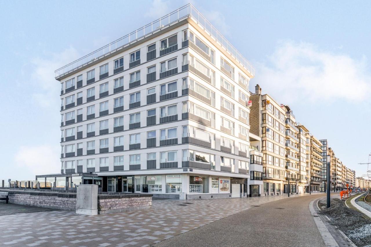 Gezellig Appartement Te Heist-Aan-Zee クノック・ヘイスト エクステリア 写真